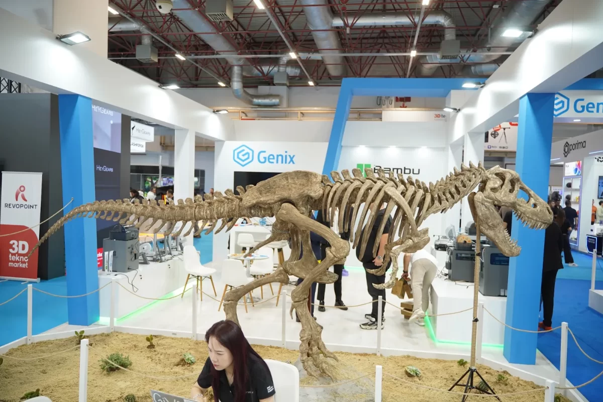 3D printed dinosaur skeleton at EXPO3D Istanbul 2026