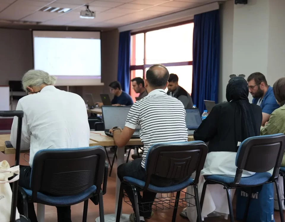 Participants working on laptops at the EXPO3D Istanbul 2026 workshop